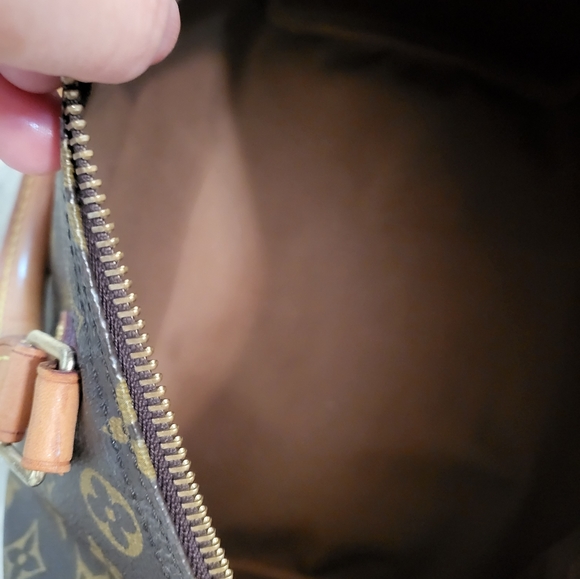 (SOLD)Authentic Louis Vuitton Monogram speedy 30 - Picture 11 of 12